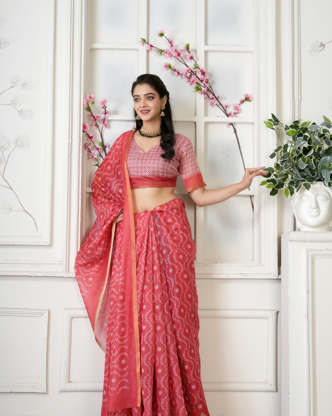 Coral Rose Delicate Floral Vine Saree