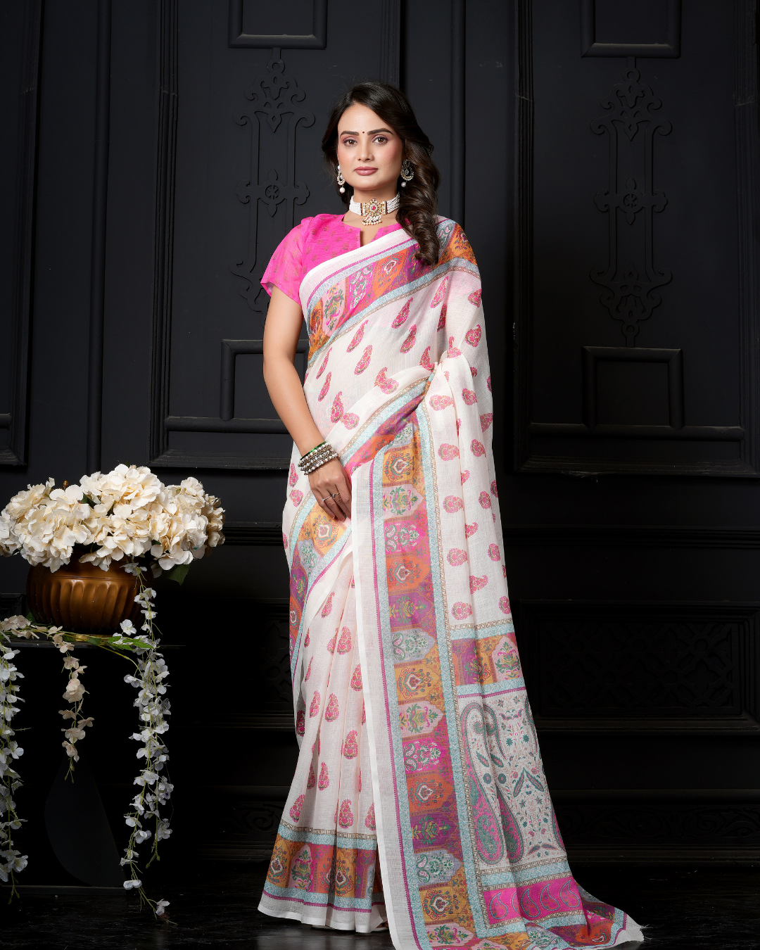 Ivory White Paisley Arch Heritage Saree