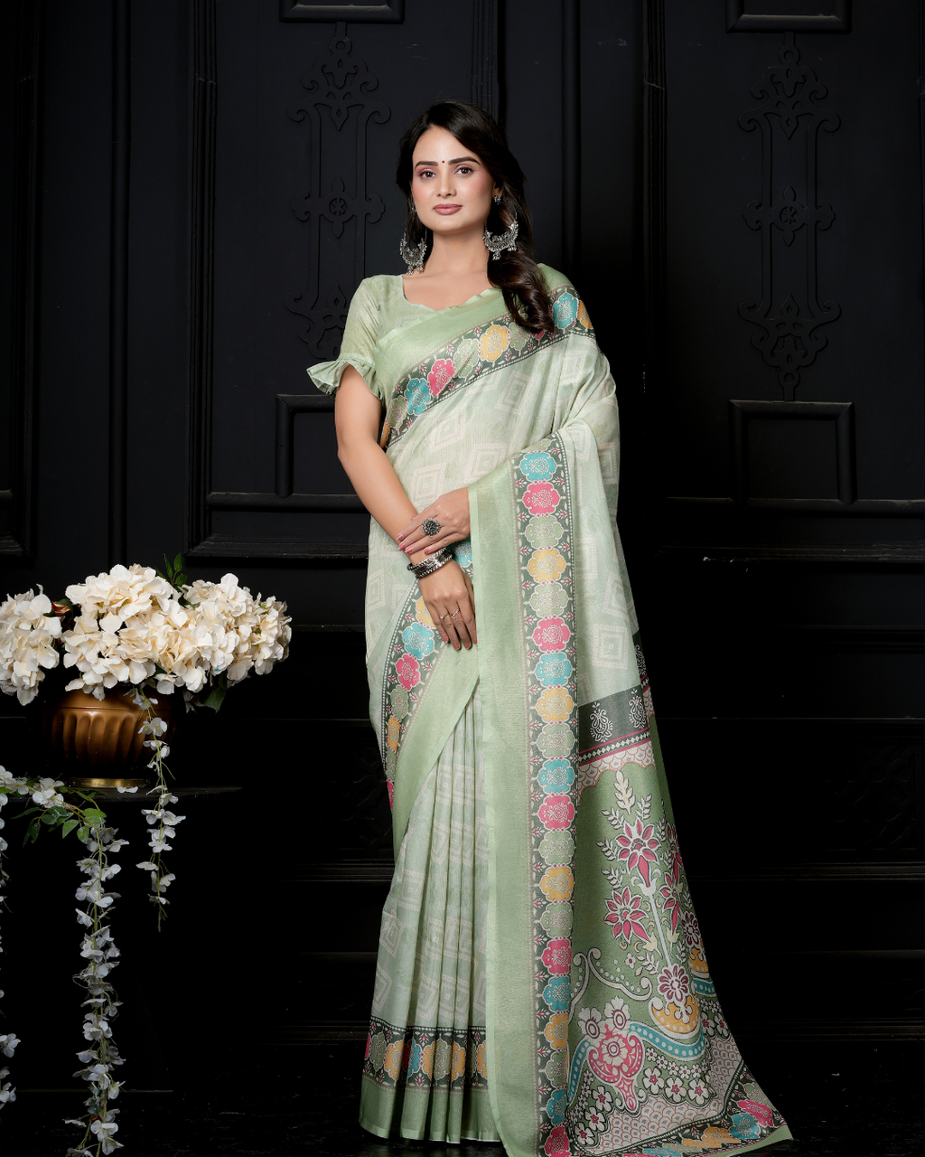 Pistachio Green Mosaic Lotus Arch Saree