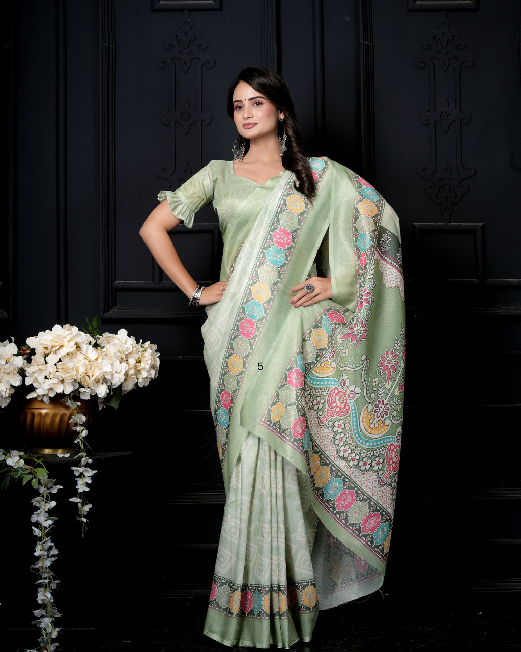 Pistachio Green Mosaic Lotus Arch Saree