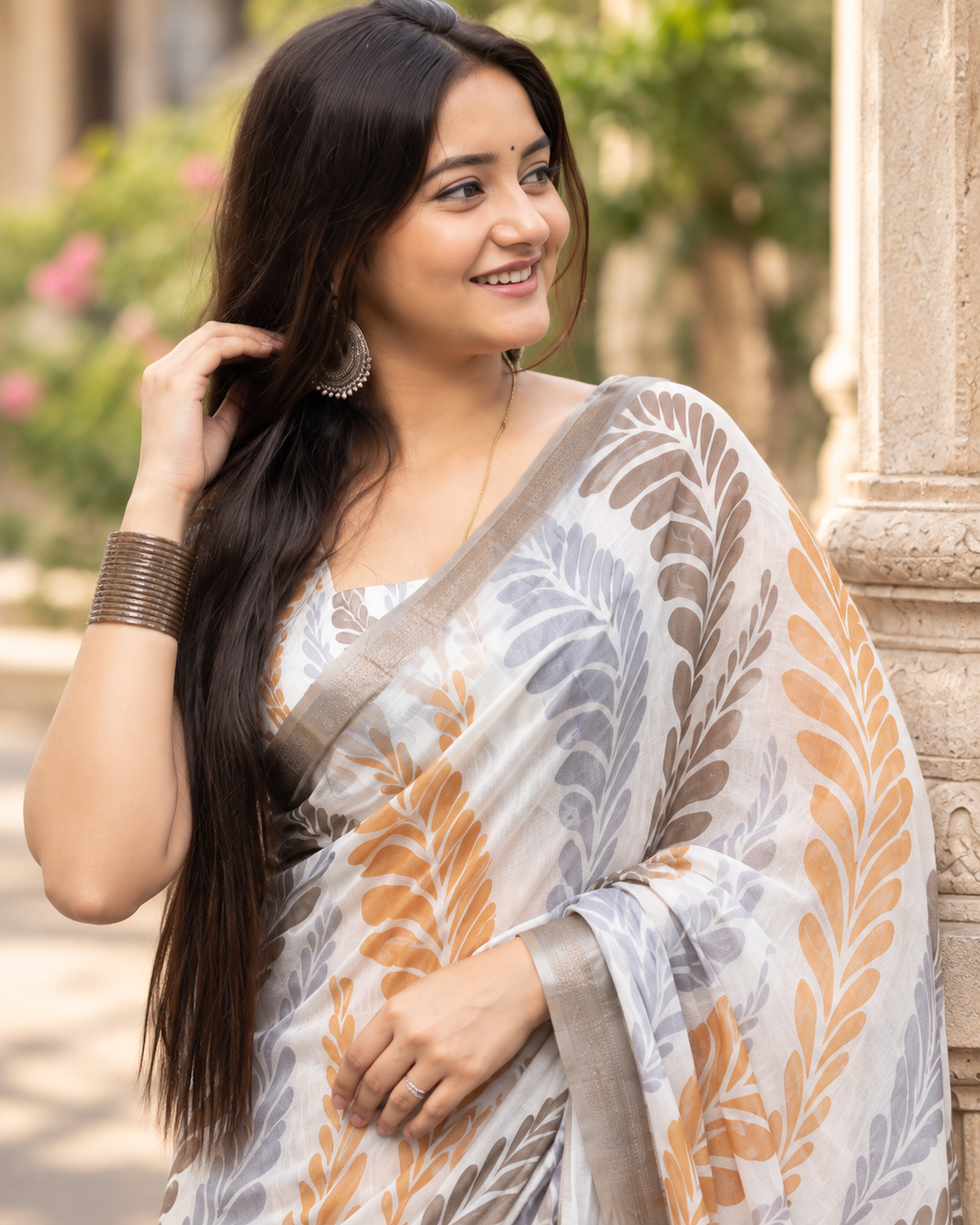 White Feather Palm Foliage Saree